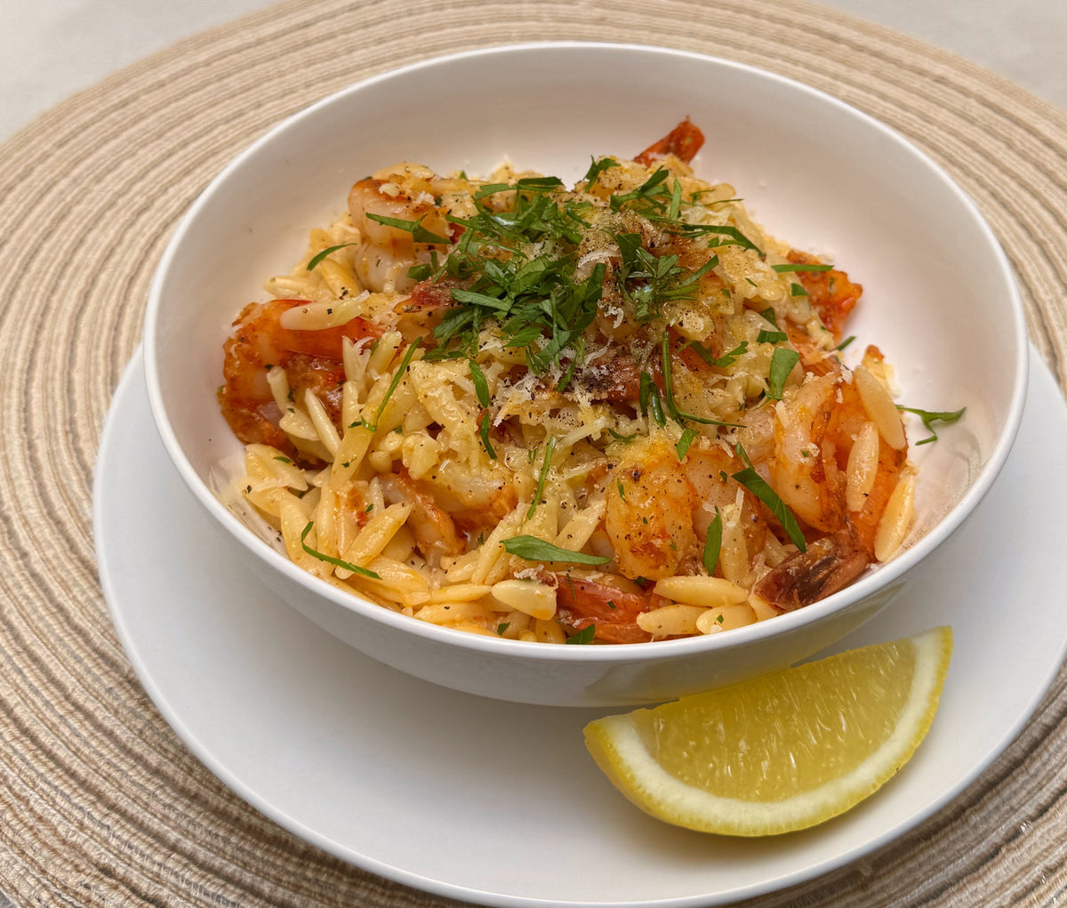 Crevettes au piment calabrais sur orzo au citron
