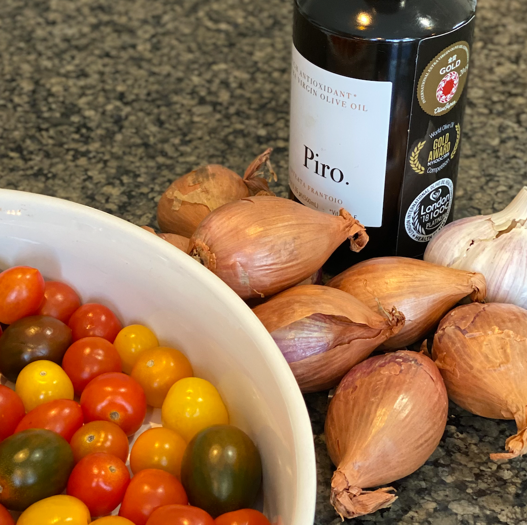Confit de tomates cerises et d'échalotes à l'huile d'olive