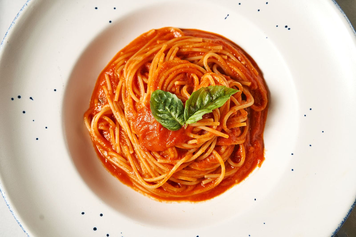 Spaghetti al pomodoro au basilic frais